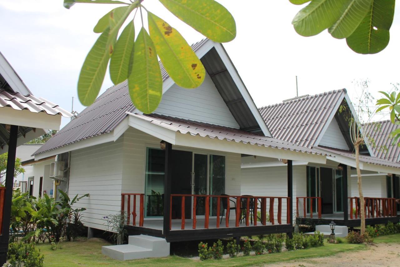 All At Sea Beach Resort Ban Tai Exterior foto