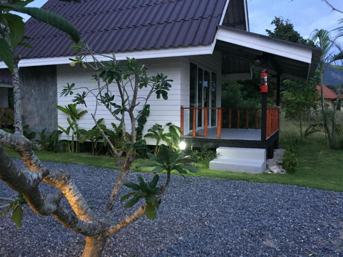 All At Sea Beach Resort Ban Tai Exterior foto