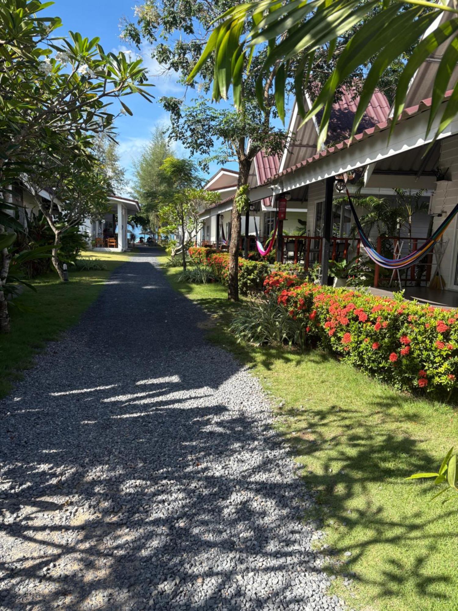All At Sea Beach Resort Ban Tai Exterior foto